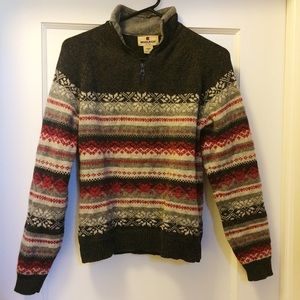 Woolrich new patterned wool sweater. Size XS.
